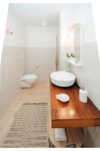 Koupelna v ubytování Casa di Flora Tipico Bari