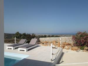 Bazén v ubytovaní DreamCatcher Sea view mini pool Paros alebo v jeho blízkosti
