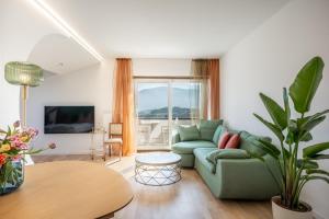 Villa Maria Boutique Apartment St Pauls的休息区