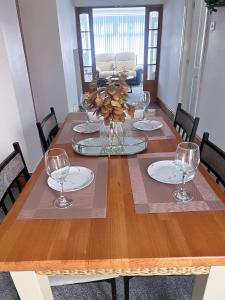 Galeriebild der Unterkunft Entire Family Home In Middleton in Middleton + 13 Fotos