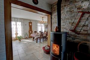 Gallery image of Au plein soleil in Chazelles-sur-Lyon +13 photos