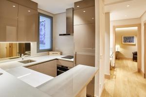 Ένα μπάνιο στο Nexus Santa María Luxury Apartamentos +25 φωτογραφίες