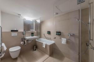 Kopalnica v nastanitvi Crowne Plaza Zürich by IHG