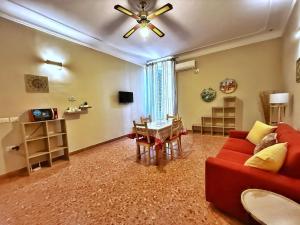 TV a/nebo společenská místnost v ubytování Case Triscele - B&B