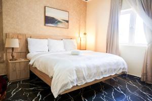 Gallery image of Cozy Cove Residence in Kadobunkuro