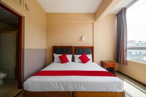 Postel nebo postele na pokoji v ubytování OYO Hotel Totonacapan, Papantla + 37 fotografií