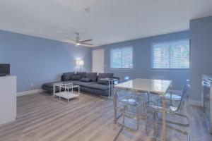 منطقة جلوس في A Wave From It All Oceanview 2Nd Level Patio