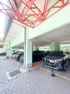 バンドンにあるHotel Postersのギャラリーの写真