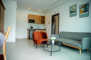 Hotel Yatchenin Abidjan的厨房或小厨房