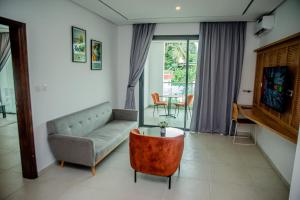 Hotel Yatchenin Abidjan的休息区