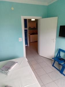 TV a/nebo společenská místnost v ubytování Apartment Lea