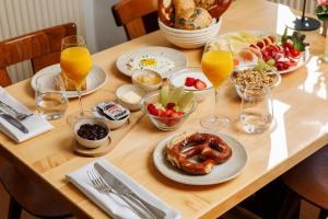 Jídlo v hotelu nebo okolí