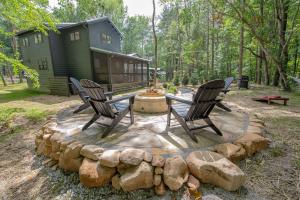 Zahrada ubytování Stunning and Fully-Equipped Tiny House with Breathtaking Views of South Cumberland State Park in Monteagle, TN