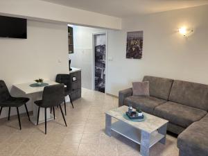 Χώρος καθιστικού στο Apartments Vilma