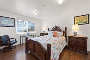 Postel nebo postele na pokoji v ubytování 123UT Lower 123 Upper Terrace Lower