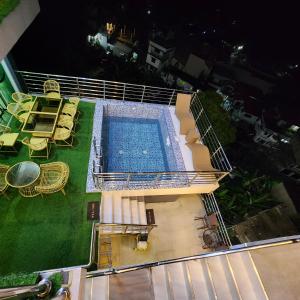 Bazén v ubytování Yurich Hotel nebo v jeho okolí