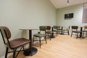 Μια τηλεόραση ή/και κέντρο ψυχαγωγίας στο Hotel Bel Ami Tirana 2