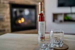 Ποτά στο Chalet La Chouette with Private Spa Access to Ouareau Forest