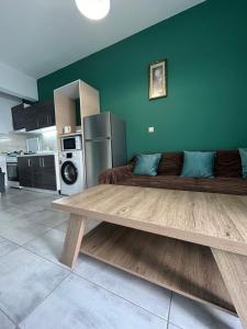 Kuchyň nebo kuchyňský kout v ubytování Lefteris Apartment