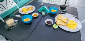 Comida no hotel ou em algum lugar perto