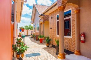 Tòa nhà nơi nhà nghỉ nhỏ tọa lạc