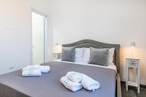 Postel nebo postele na pokoji v ubytování Deva Room