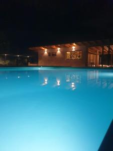 Bazén v ubytování Casa Mattia - B&B in Legno & Paglia nebo v jeho okolí