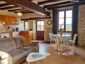 Photo de la galerie de l'établissement Gites les petits Châteaux, à Bourré 34 autres photos