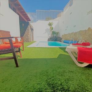 Bazén v ubytování Maras House, oasis de paz nebo v jeho okolí
