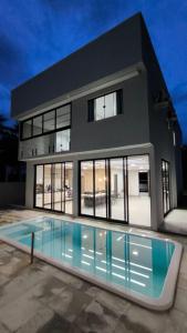 Πισίνα στο ή κοντά στο Casa em Barreirinhas Lençóis Maranhenses