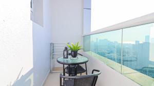 Φωτογραφία από το άλμπουμ του Modern 1BR Scenic View Relax Refresh in Ajman σε Ajman 