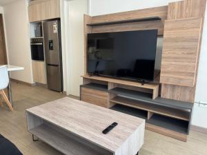 صورة لـ Edificio Claro Solar - Moderno Apartamento Centro Temuco في تيموكو +11 صورة