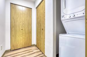 Kuchyň nebo kuchyňský kout v ubytování Quest Travels