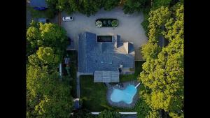 Piscina di Private completely fenced in property Near beach o nelle vicinanze