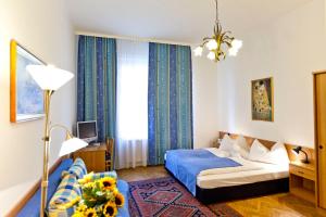 Ліжко або ліжка в номері Hotel-Pension Bleckmann