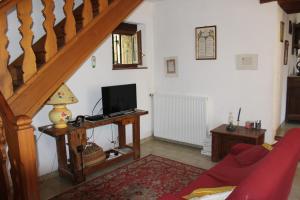 Μια τηλεόραση ή/και κέντρο ψυχαγωγίας στο Mas provencal traditionnel