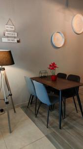 Φωτογραφία από το άλμπουμ του Sliema Modern-Retro Chic Style Home by the Sea στη Σλιέμα +7 φωτογραφίες