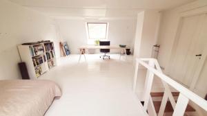 Posezení v ubytování Idyllisk bolig i skoven