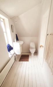 Koupelna v ubytování Idyllisk bolig i skoven