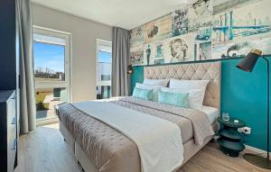 Postel nebo postele na pokoji v ubytování 1 Bedroom Awesome Apartment In Tossens