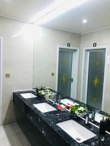 阿皮亚Tauese Seaview Hotel的相册照片