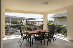 Balkón alebo terasa v ubytovaní Hotel - Teranea City Hvar