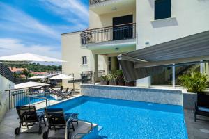 Bazén v ubytovaní Hotel - Teranea City Hvar alebo v jeho blízkosti