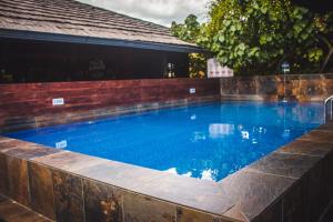 Hồ bơi trong/gần Bronbella Villa Residence