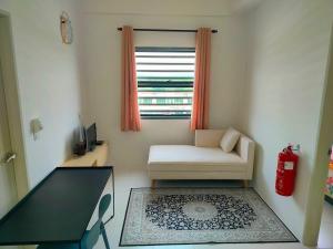 Posezení v ubytování IFS SoHo Basic Homestay Entire Home