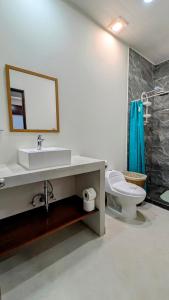 Ένα μπάνιο στο Los Mangos Nosara