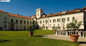 Taman di luar Il Vecchio Mulino Di Bairo