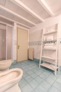 Ένα μπάνιο στο Piazza Navona Classy & Large Apartment