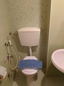 Un baño de La Terrazza Sul Borgo -Appartamento-