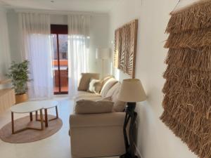 A seating area at Albatros Apartamentos Playa Granada
